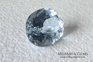 Elegant light blue Aquamarine. A piece perfect for a pendant. Oval cut. 4.32 ct.