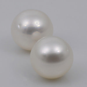 
    Cultured Pearl
  