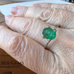 1.10 ct Natural Zambian Emerald – Vivid Green Oval