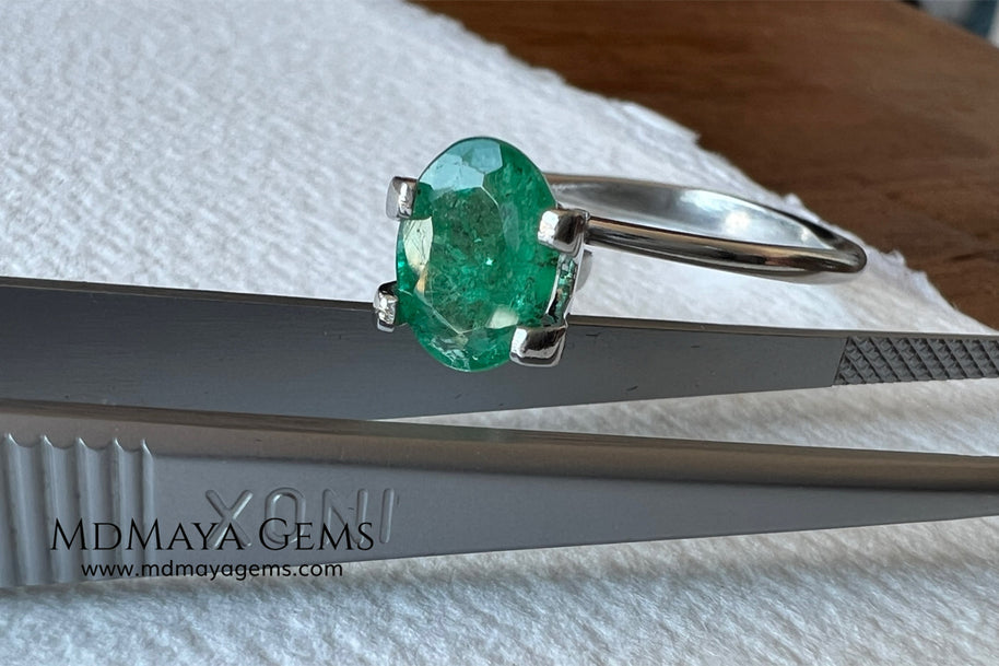 1.10 ct Natural Zambian Emerald – Vivid Green Oval