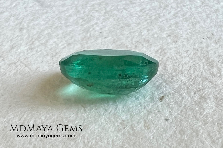 1.30 ct Natural Zambian Emerald – Vivid Green Oval