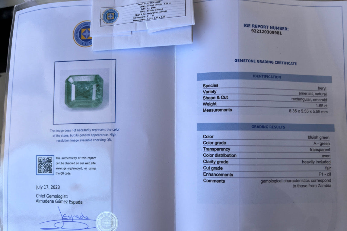 Gemstone certificate image