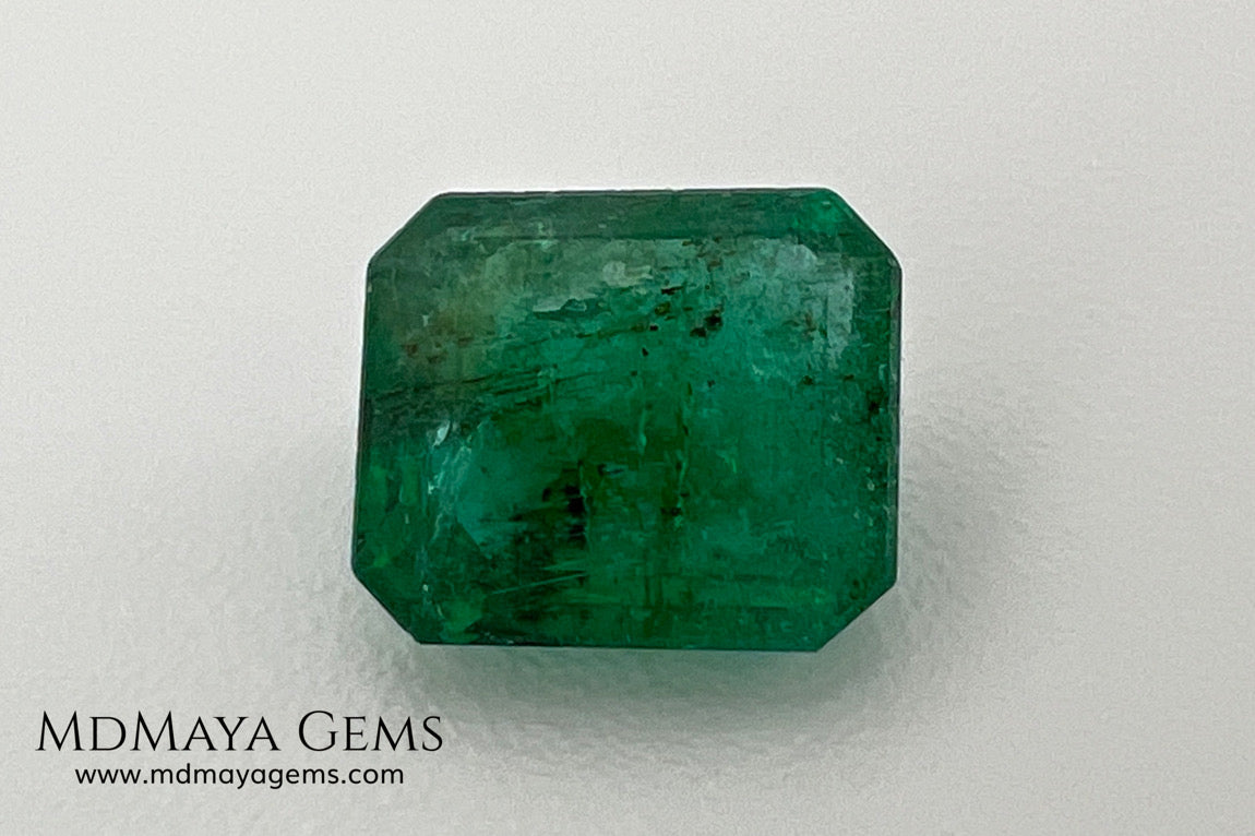 1.75 ct Natural Zambian Emerald – Vivid Green, No Oil