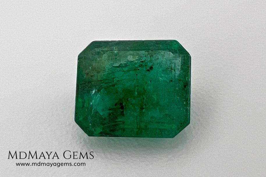 1.75 ct Natural Zambian Emerald – Vivid Green, No Oil