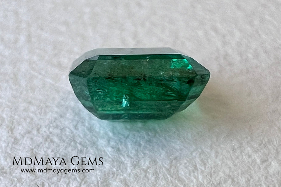 1.75 ct Natural Zambian Emerald – Vivid Green, No Oil