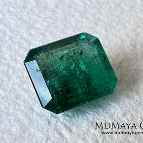 1.75 ct Natural Zambian Emerald – Vivid Green, No Oil