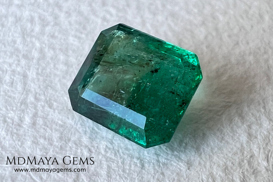 1.75 ct Natural Zambian Emerald – Vivid Green, No Oil