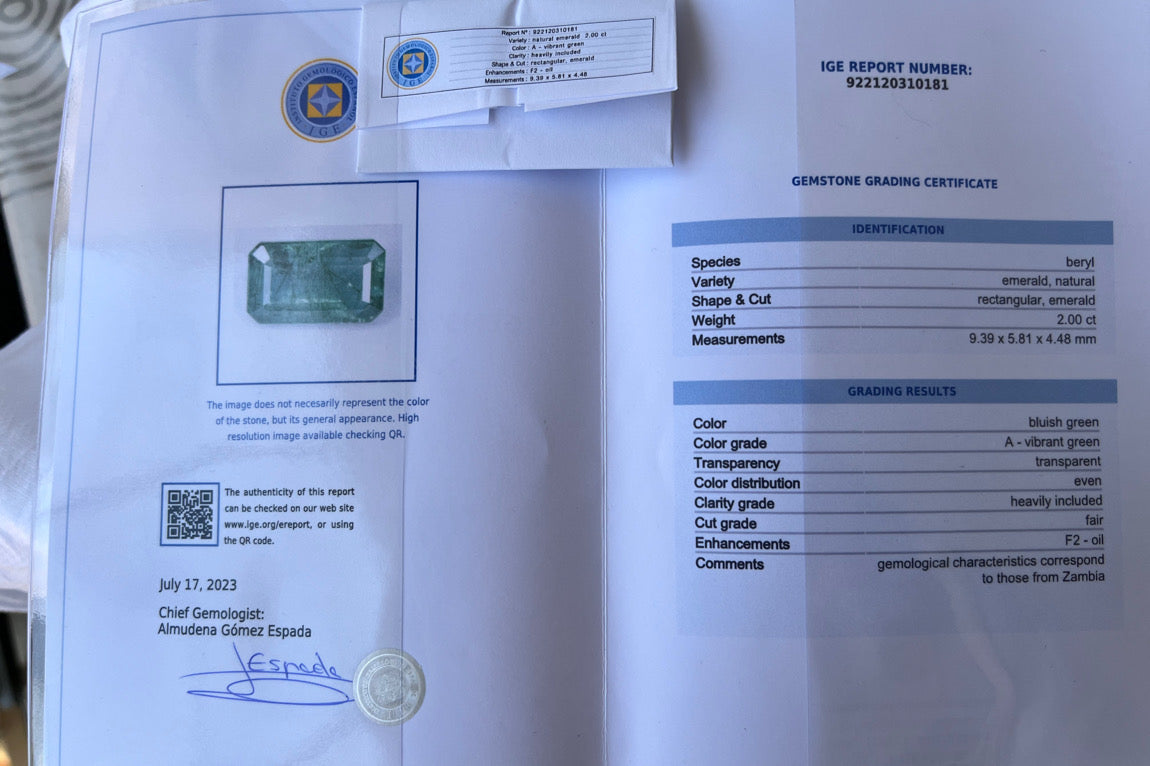 Gemstone certificate image
