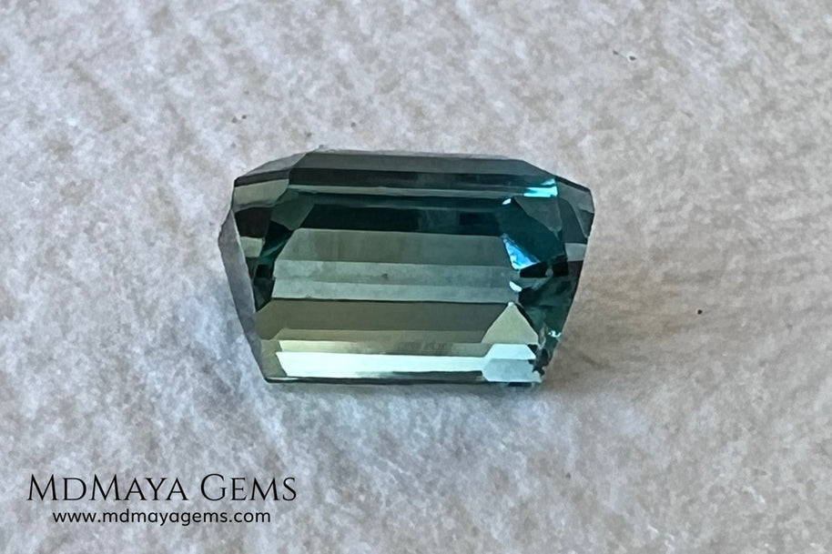Bicolor Tourmaline 0.96 ct – Blue Green Elegance