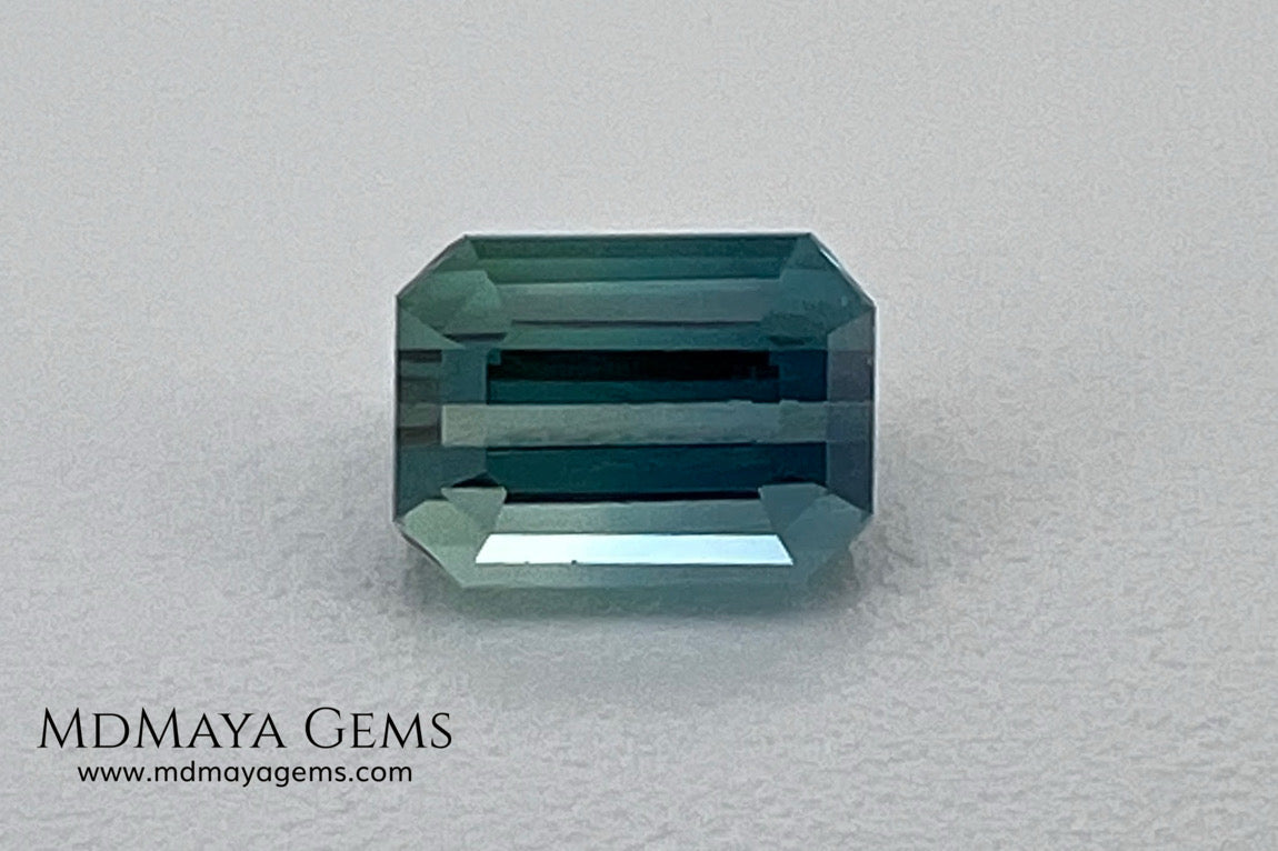Bicolor Tourmaline 0.96 ct – Blue Green Elegance