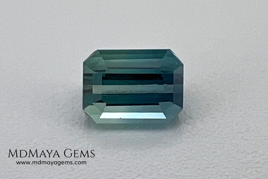 Bicolor Tourmaline 0.96 ct – Blue Green Elegance