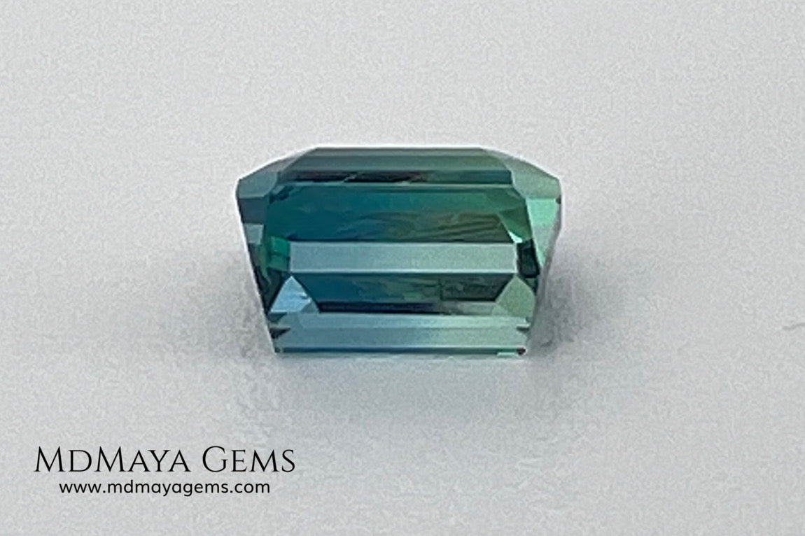 Bicolor Tourmaline 0.96 ct – Blue Green Elegance