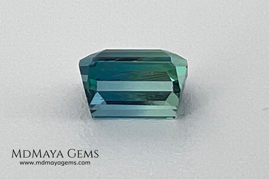 Bicolor Tourmaline 0.96 ct – Blue Green Elegance