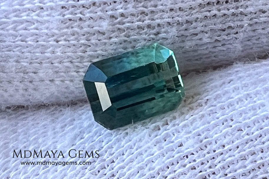 Bicolor Tourmaline 0.96 ct – Blue Green Elegance