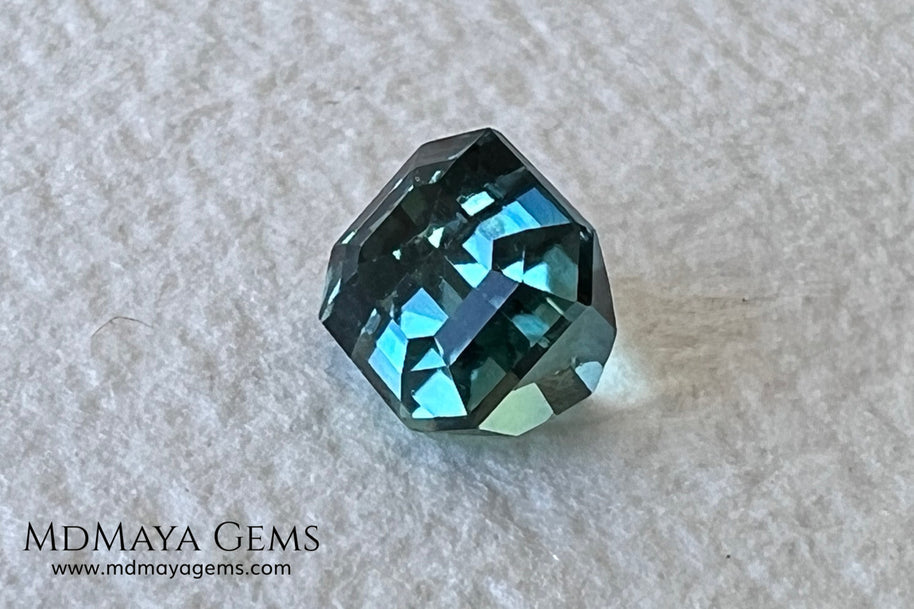 Bicolor Tourmaline 1.02 ct – Blue Green Afghan Gem