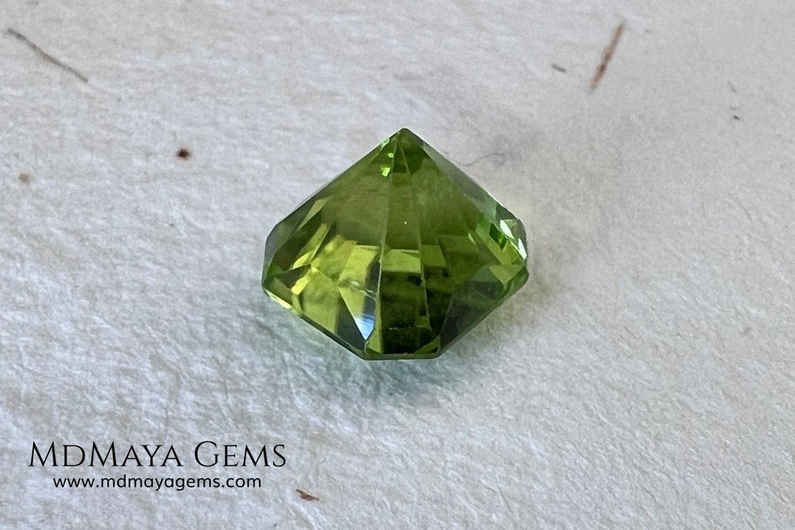 3.02 ct Octagon Peridot – Vivid Strongly Yellowish Green from Pakistan