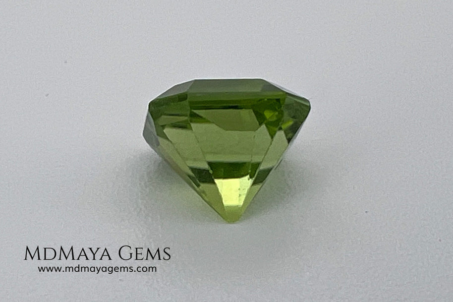 3.02 ct Octagon Peridot – Vivid Strongly Yellowish Green from Pakistan