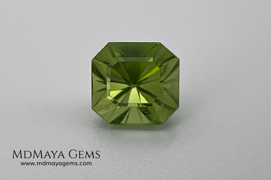 3.02 ct Octagon Peridot – Vivid Strongly Yellowish Green from Pakistan
