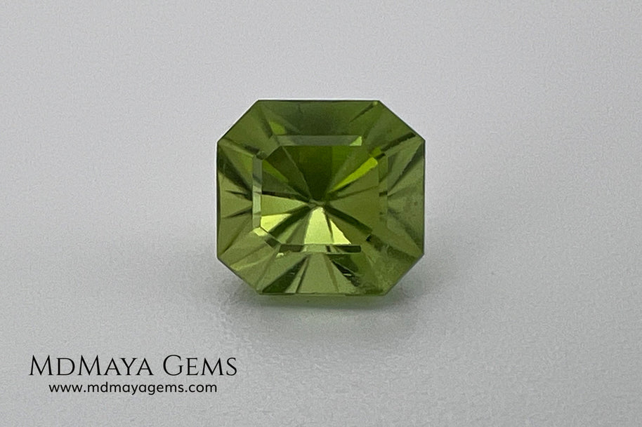 3.02 ct Octagon Peridot – Vivid Strongly Yellowish Green from Pakistan