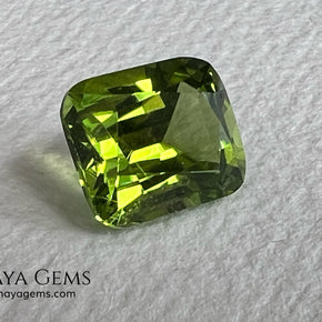 5.03 ct Cushion Cut Peridot – Natural Strongly Yellowish Green Gemstone from Pakistan