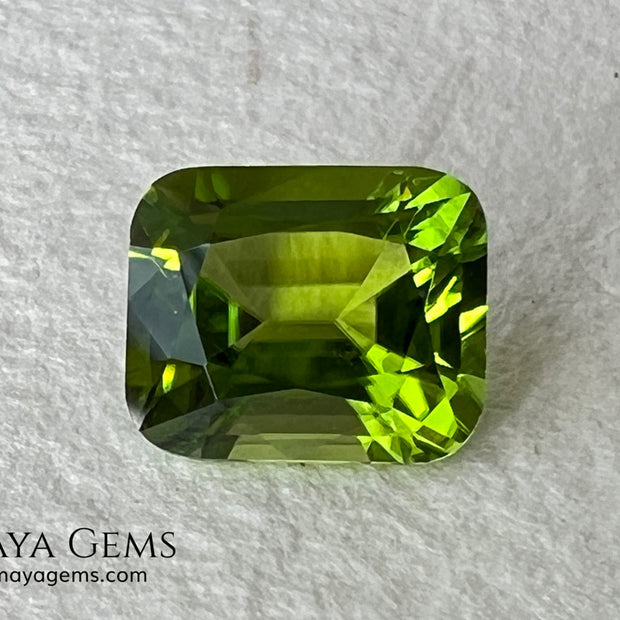 5.03 ct Cushion Cut Peridot – Natural Strongly Yellowish Green Gemstone from Pakistan