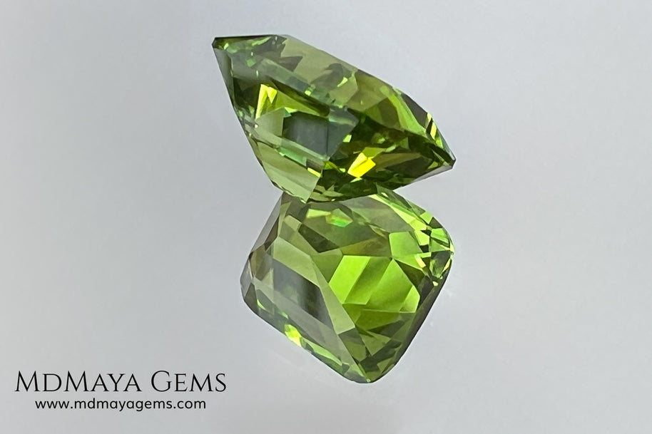 5.03 ct Cushion Cut Peridot – Natural Strongly Yellowish Green Gemstone from Pakistan