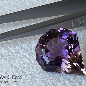 7.77 ct Fantasy Cut Ametrine – Natural Bicolor Quartz Gemstone