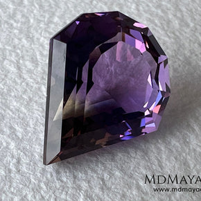 7.77 ct Fantasy Cut Ametrine – Natural Bicolor Quartz Gemstone