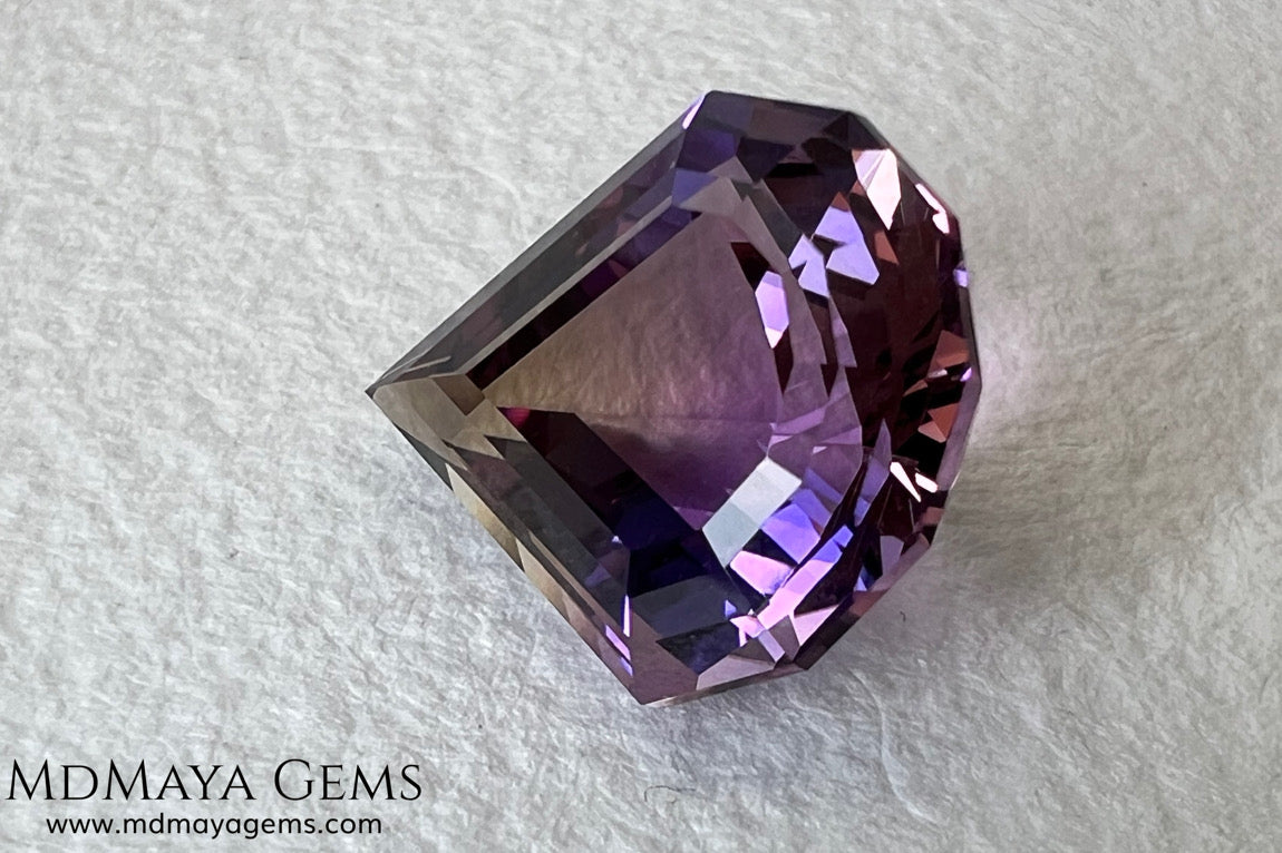 7.77 ct Fantasy Cut Ametrine – Natural Bicolor Quartz Gemstone