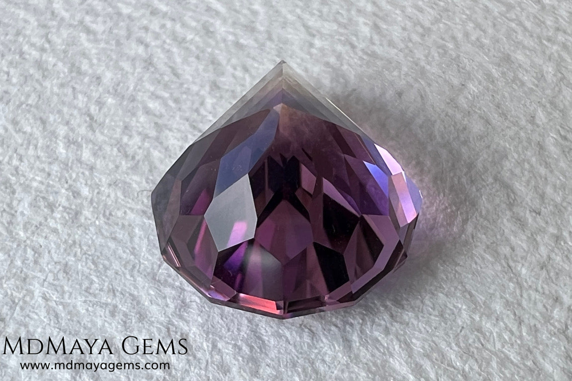 7.77 ct Fantasy Cut Ametrine – Natural Bicolor Quartz Gemstone