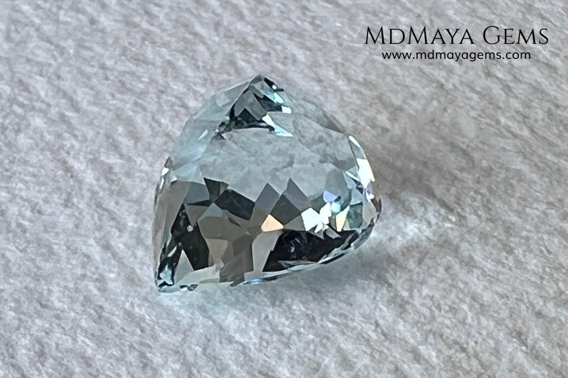 Amazing greenish blue aquamarine. Nice looking gem. Pear cut. 3.26 ct. Beautiful gem with a very good proportions, excellent cut and bright color.