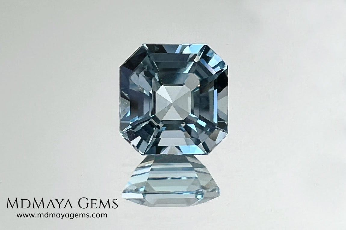 Light blue aquamarine 2.50 ct. Asscher cut. This aquamarine has a light blue color with a good shine and proportions, it will be very beautiful mounted on a ring or in any other piece of jewelry.