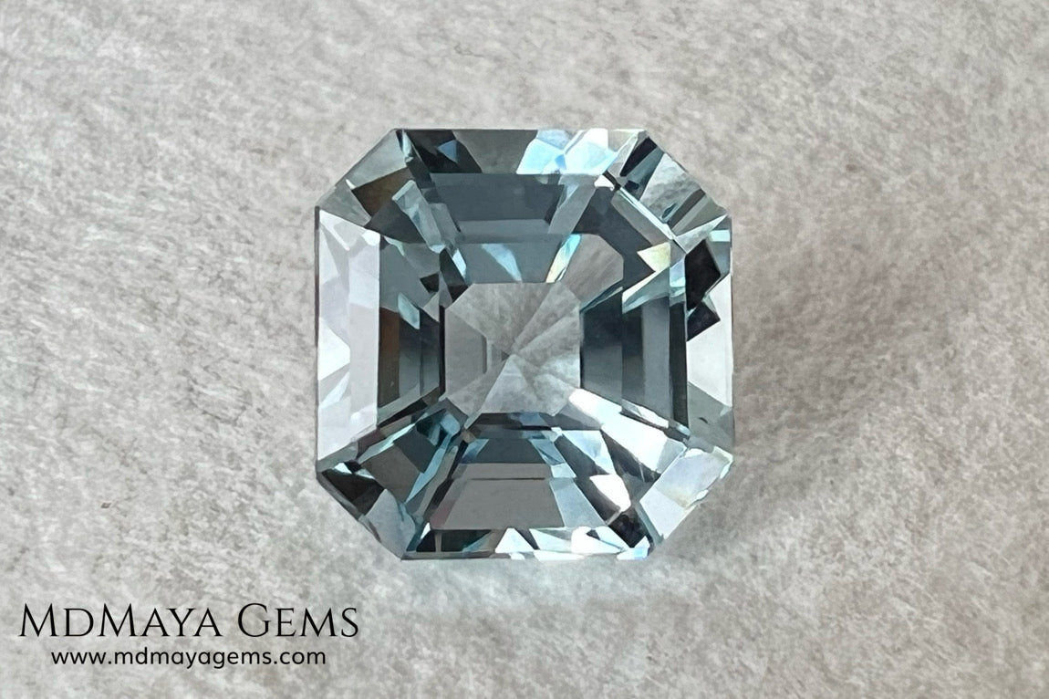 Light blue aquamarine 2.50 ct. Asscher cut. This aquamarine has a light blue color with a good shine and proportions, it will be very beautiful mounted on a ring or in any other piece of jewelry.