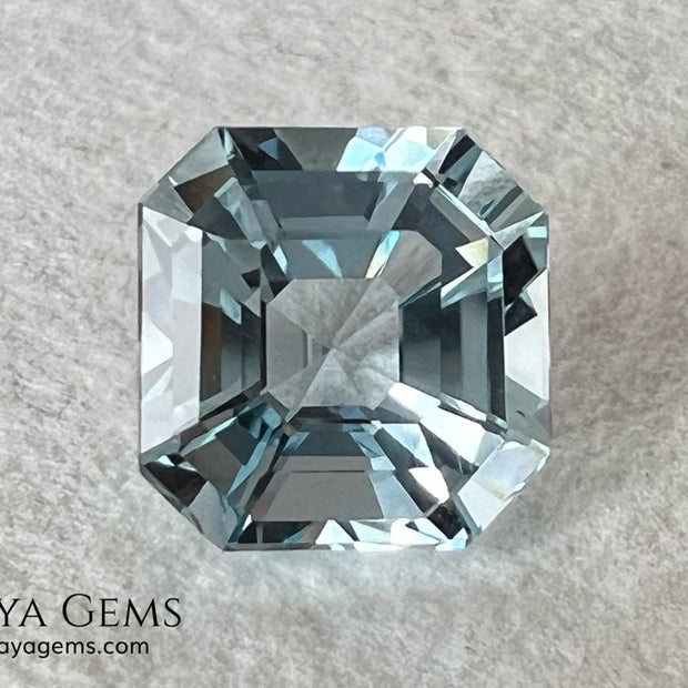 Light blue aquamarine 2.50 ct. Asscher cut. This aquamarine has a light blue color with a good shine and proportions, it will be very beautiful mounted on a ring or in any other piece of jewelry.