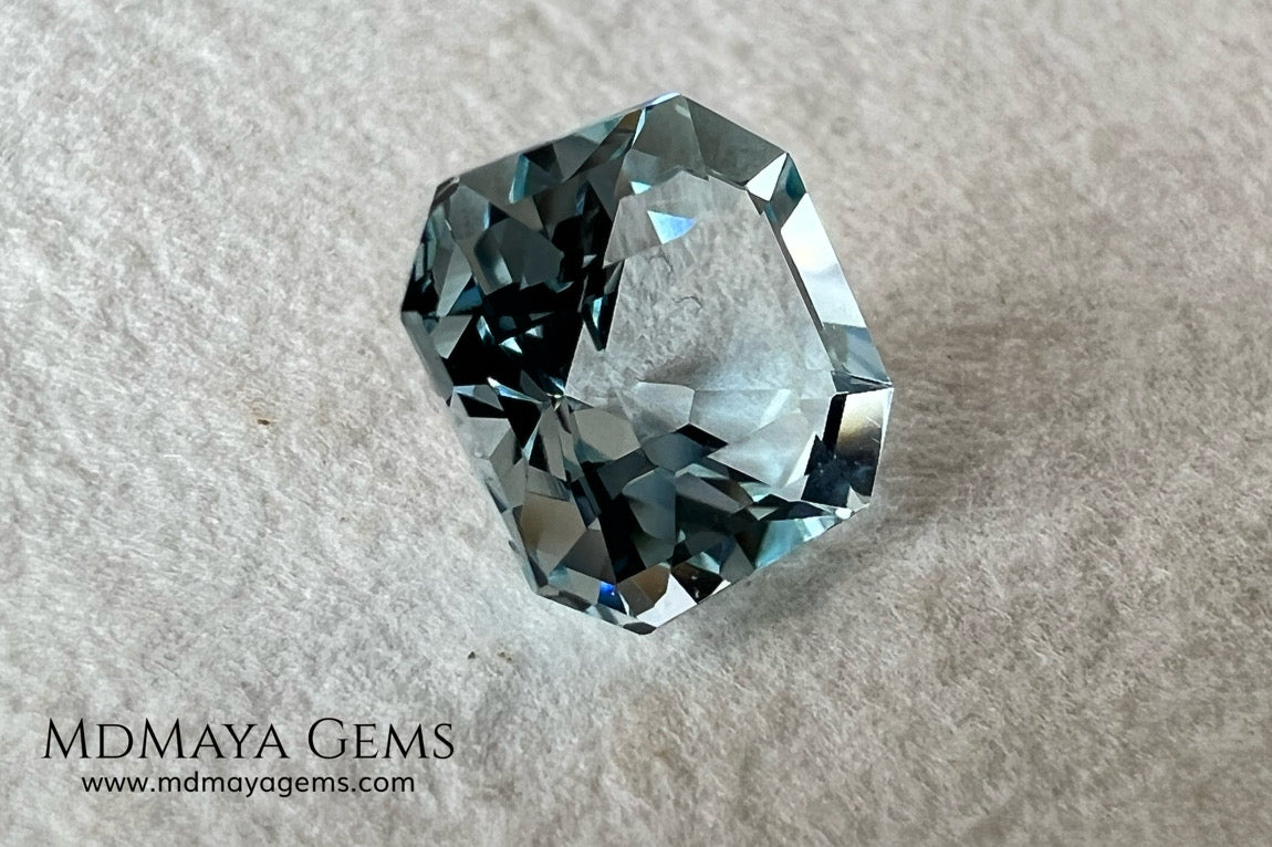 Light blue aquamarine 2.50 ct. Asscher cut. This aquamarine has a light blue color with a good shine and proportions, it will be very beautiful mounted on a ring or in any other piece of jewelry.