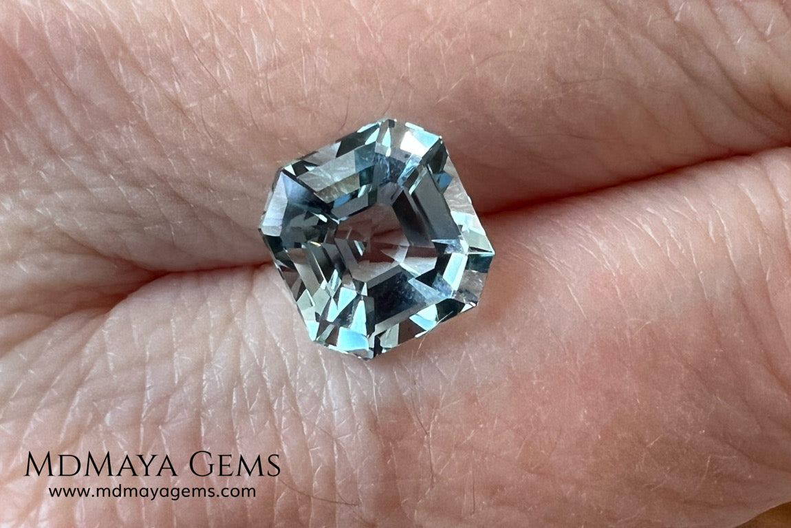 Light blue aquamarine 2.50 ct. Asscher cut. This aquamarine has a light blue color with a good shine and proportions, it will be very beautiful mounted on a ring or in any other piece of jewelry.