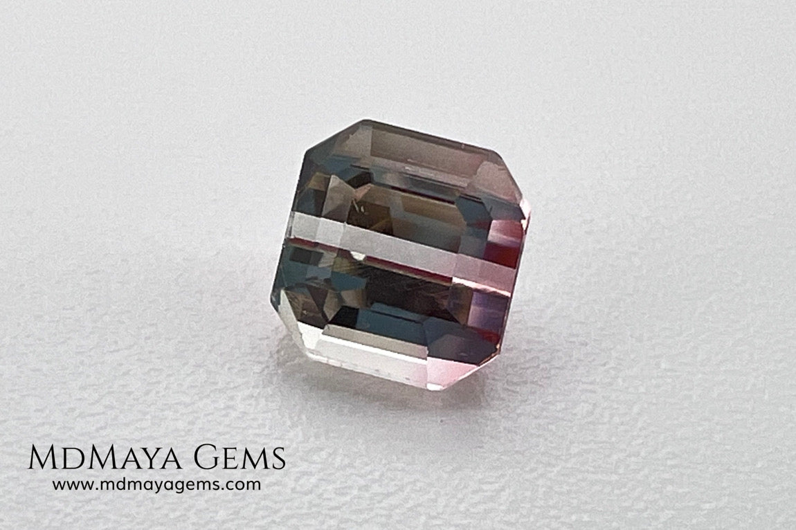 Bicolor Tourmaline 1.28 ct – Soft Pink & Champagne Elegance