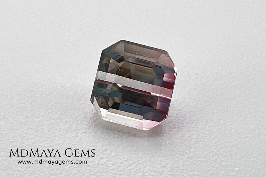 Bicolor Tourmaline 1.28 ct – Soft Pink & Champagne Elegance