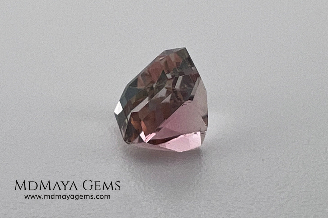 Bicolor Tourmaline 1.28 ct – Soft Pink & Champagne Elegance