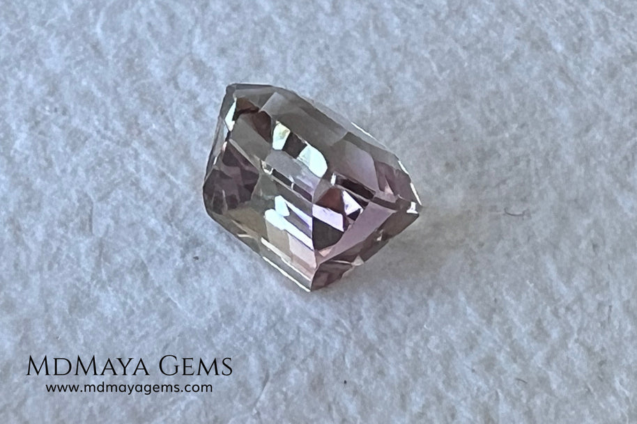 Bicolor Tourmaline 1.28 ct – Soft Pink & Champagne Elegance
