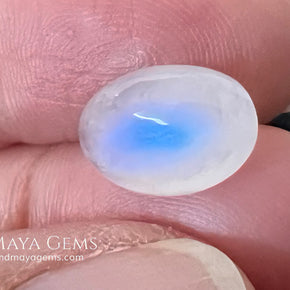 4.40 Ct Natural Blue Sheen Moonstone Cabochon – Sri Lanka Oval Gem
