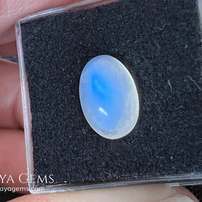 4.40 Ct Natural Blue Sheen Moonstone Cabochon – Sri Lanka Oval Gem
