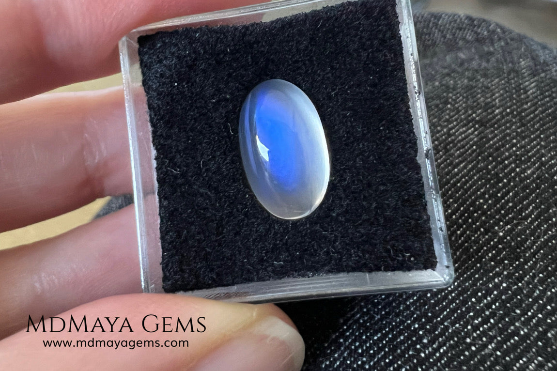 Blue Sheen Moonstone 5.32 ct – Natural Sri Lanka Oval Cabochon