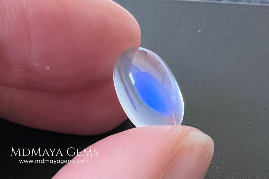 Blue Sheen Moonstone 5.32 ct – Natural Sri Lanka Oval Cabochon