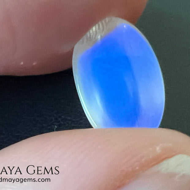 Blue Sheen Moonstone 5.32 ct – Natural Sri Lanka Oval Cabochon