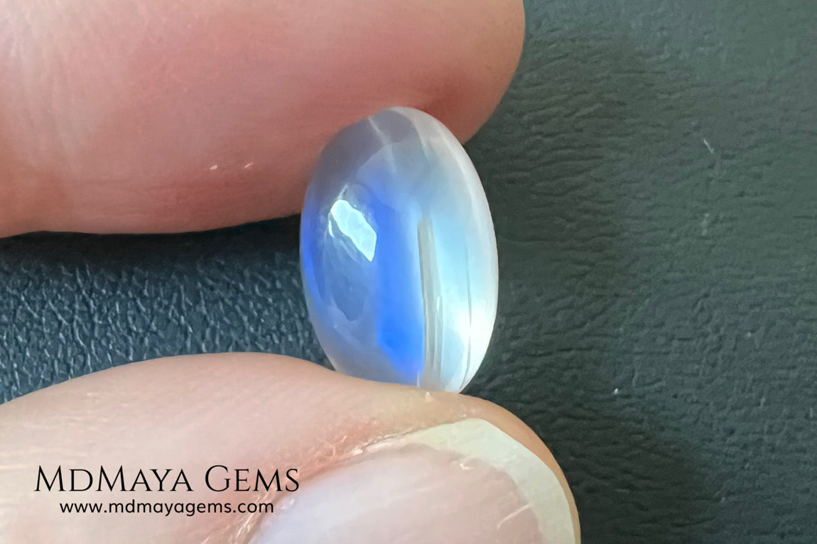 Blue Sheen Moonstone 5.32 ct – Natural Sri Lanka Oval Cabochon