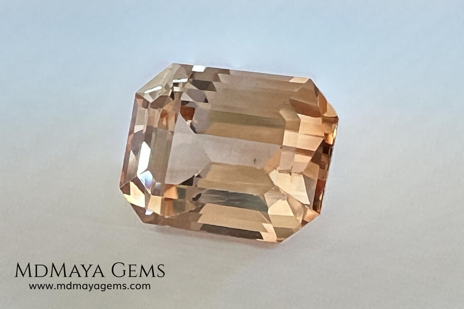 5.67 ct Yellowish Orange Topaz – Emerald Cut (Pakistan)
