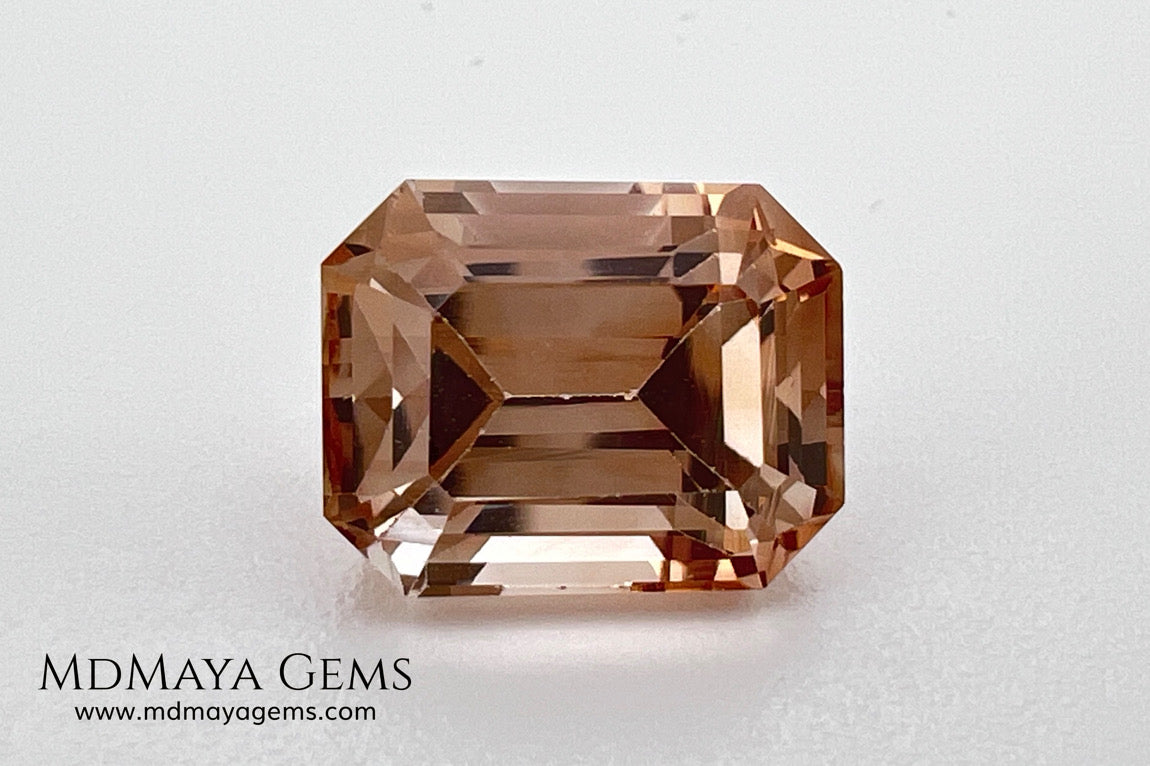 5.67 ct Yellowish Orange Topaz – Emerald Cut (Pakistan)
