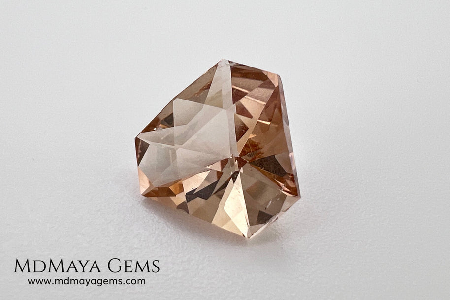 5.95 ct Yellowish Orange Topaz – Fancy Cushion Brilliant (Pakistan)