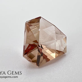 5.95 ct Yellowish Orange Topaz – Fancy Cushion Brilliant (Pakistan)